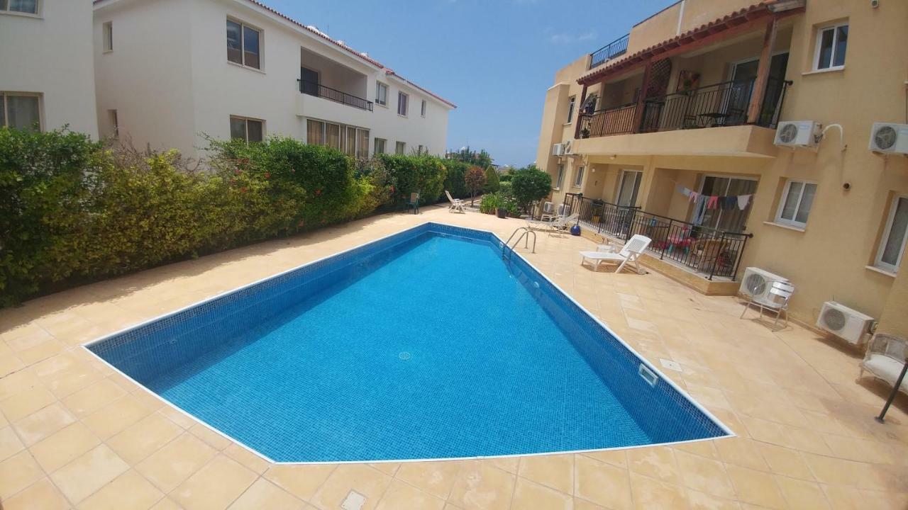 The Holiday Flat, Gateway To Desired Experiences Peyia Exterior foto